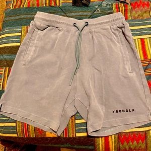 COPY - Size L young la shorts